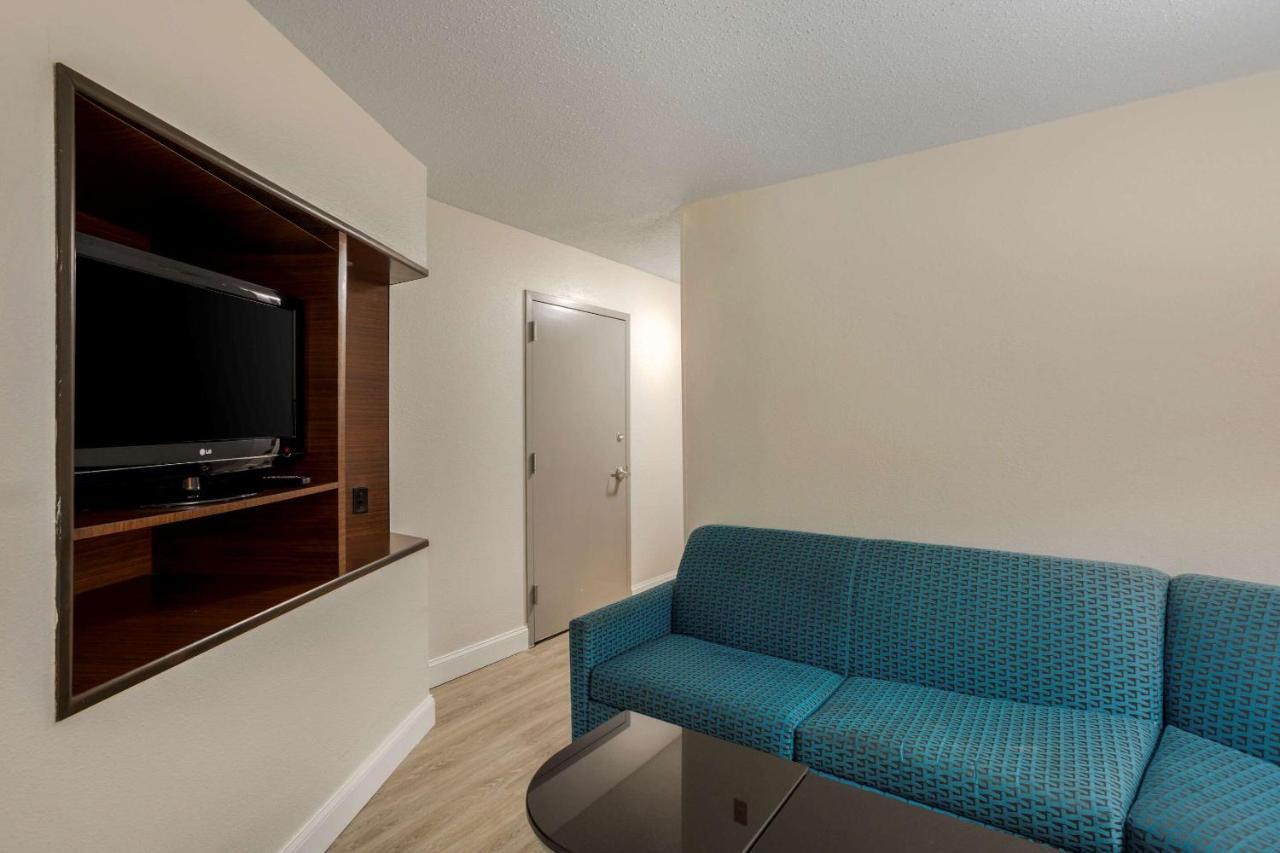 Comfort Inn & Suites Mt Laurel-Philadelphia Mount Laurel Bagian luar foto